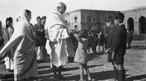 Why Gandhi was fond of meeting students, visiting schools