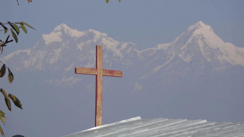 ईसाई बनता जा रहा है हिंदू राष्ट्र रहा नेपाल – अनुज अग्रवाल